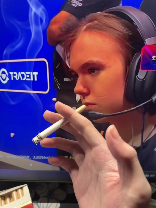 国外消息人士爆料：下赛季Jensen或将不参加2025LCS